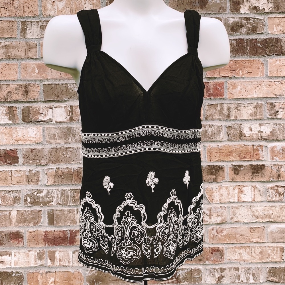 WHITE HOUSE BLACK MARKET  Halter Tank Top Silk